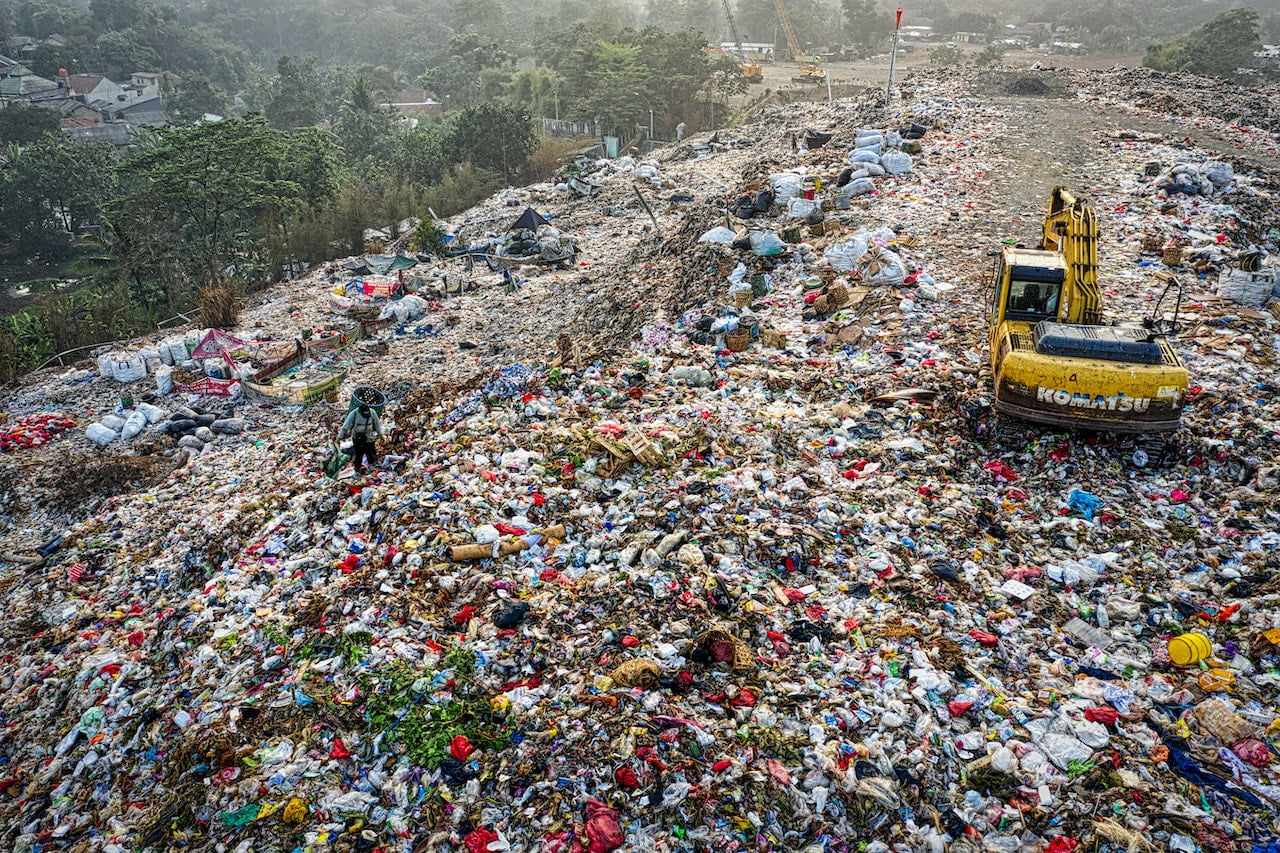 L’Union européenne interdit les microplastiques