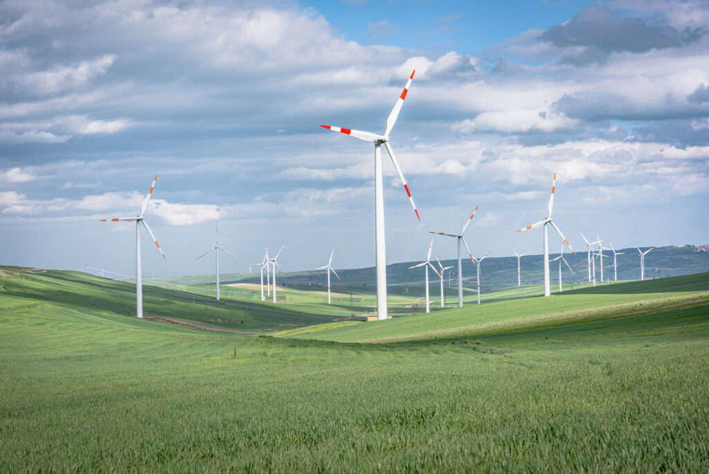 Électricité : les énergies renouvelables protègent déjà l’Europe des chocs du gaz, mais pas sans réseaux ni stockage